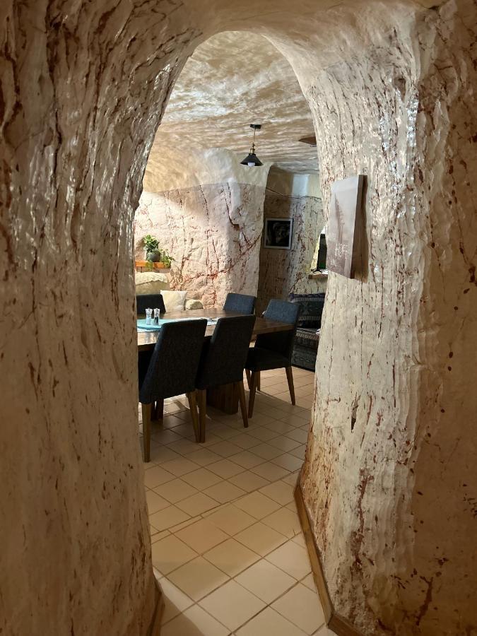 Dinky Di'S Dugout Villa Coober Pedy Esterno foto
