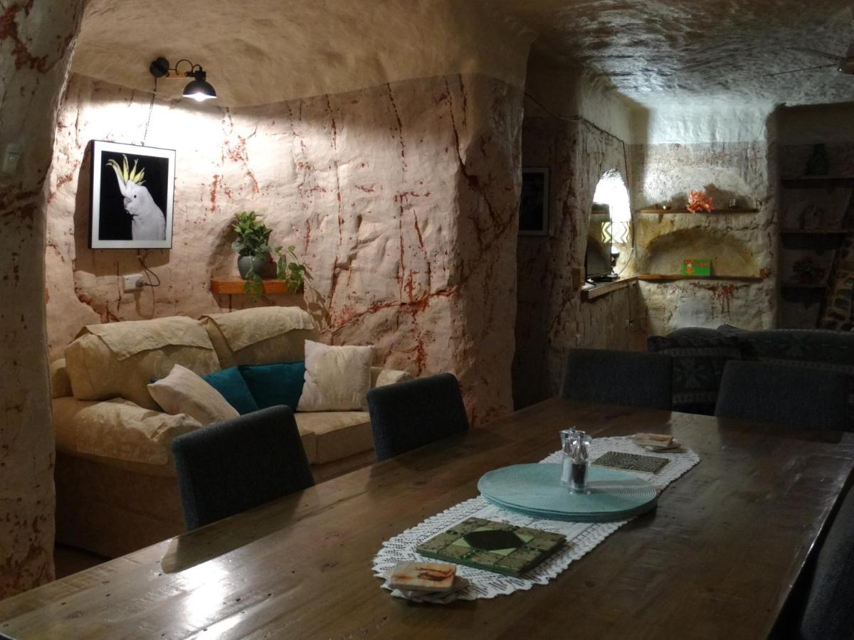 Dinky Di'S Dugout Villa Coober Pedy Esterno foto