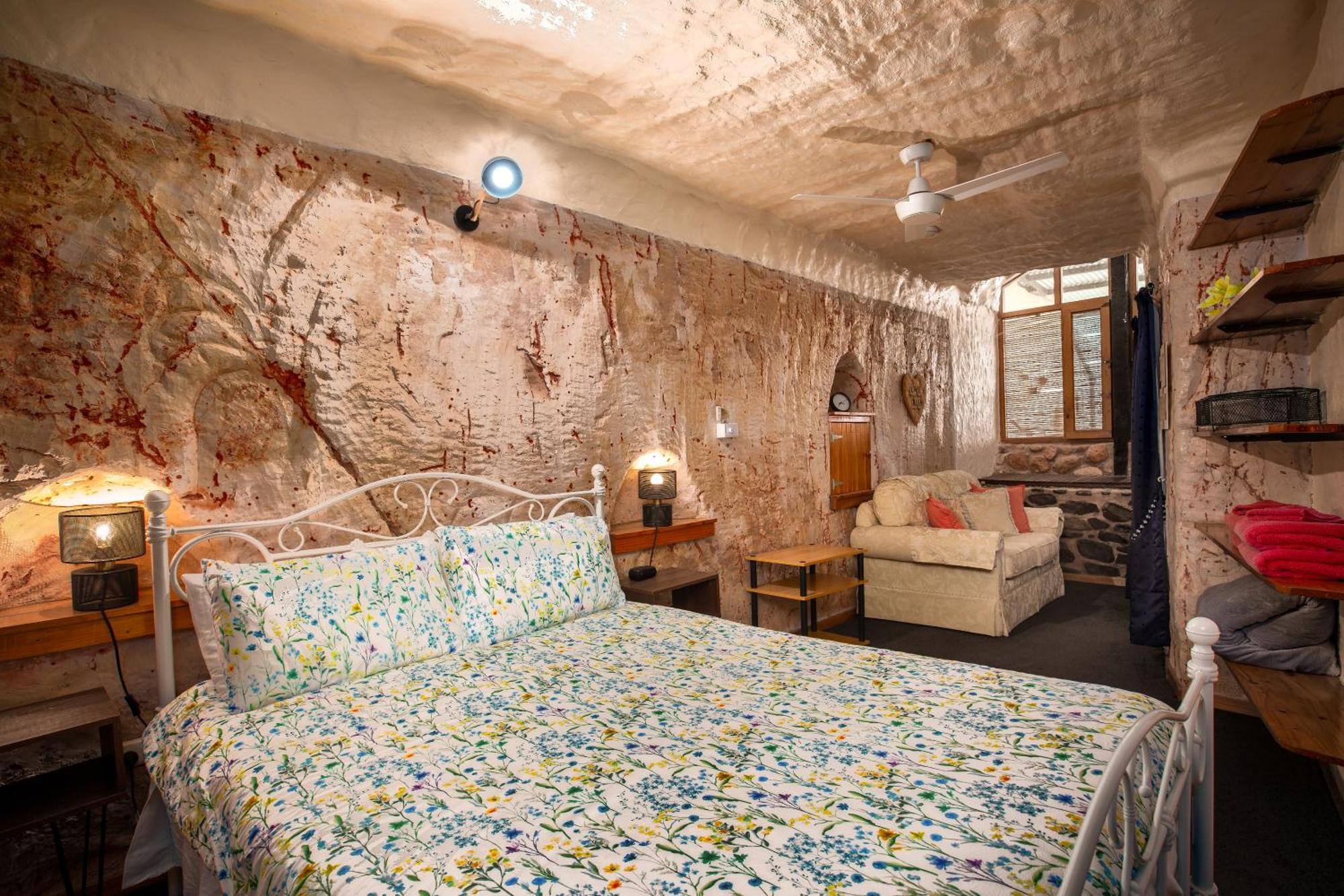 Dinky Di'S Dugout Villa Coober Pedy Esterno foto