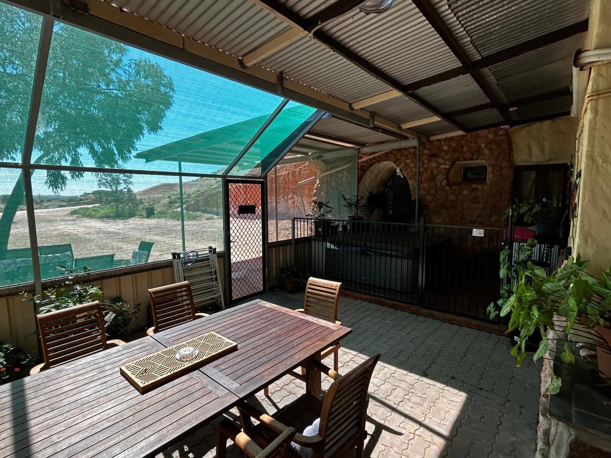 Dinky Di'S Dugout Villa Coober Pedy Esterno foto