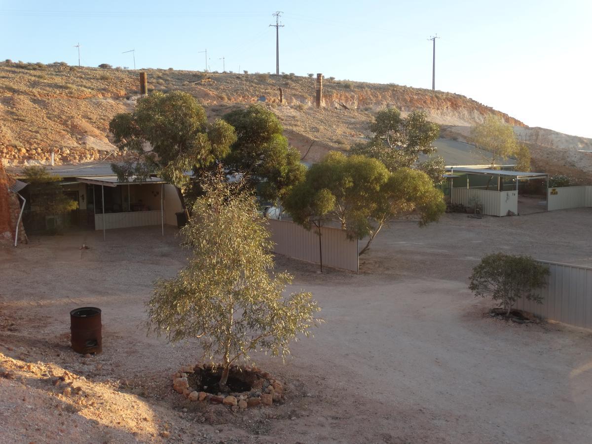 Dinky Di'S Dugout Villa Coober Pedy Esterno foto